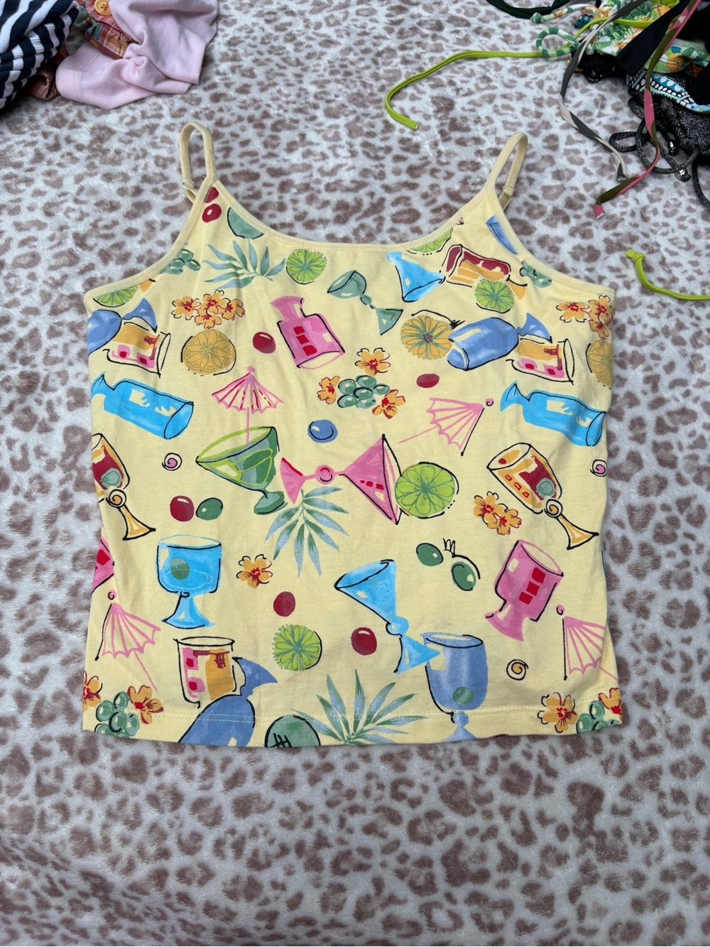 90s Relativity Yellow Martini Cocktail Print Cropped Cami Top Size Medium